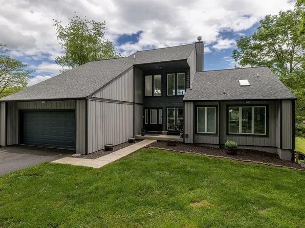 619 Dices Spring Rd, Weyers Cave, VA 24486