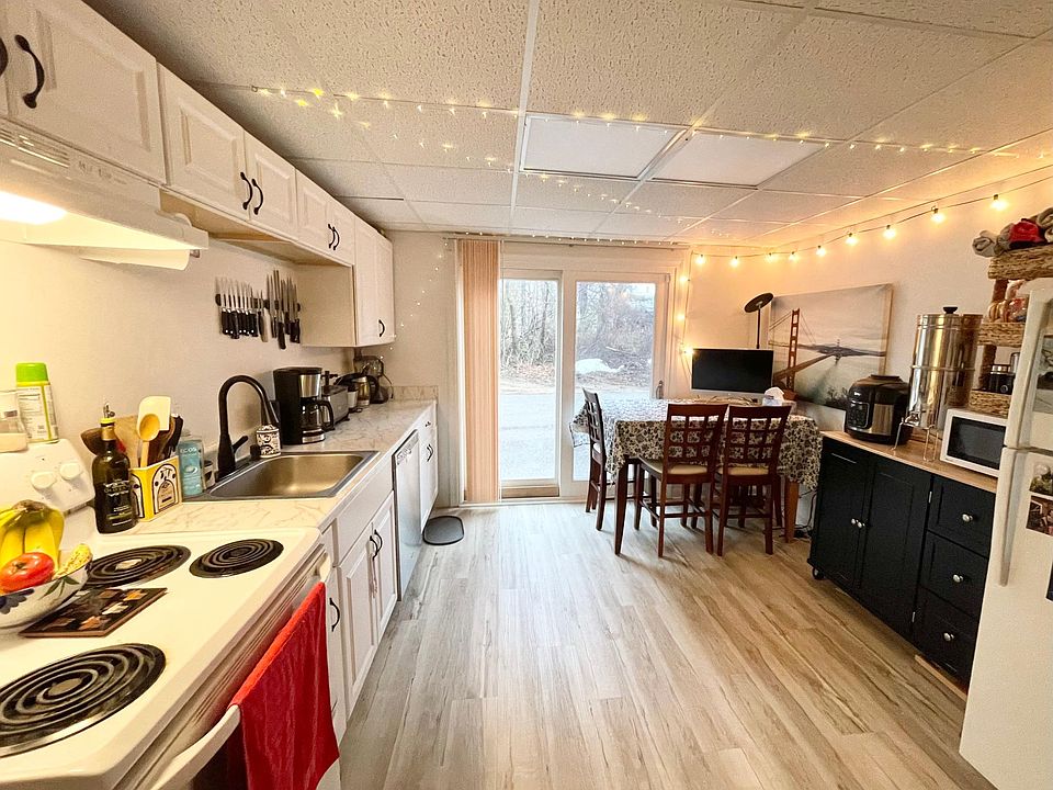 kitchen, when furnished