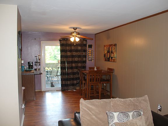 5th image of 4609 Valley Ln