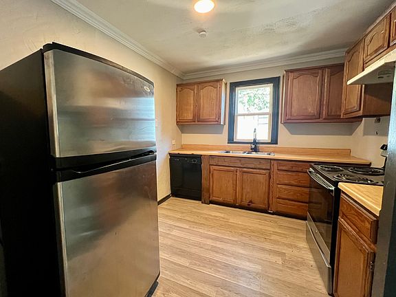 4th image of 4108 Roberts St