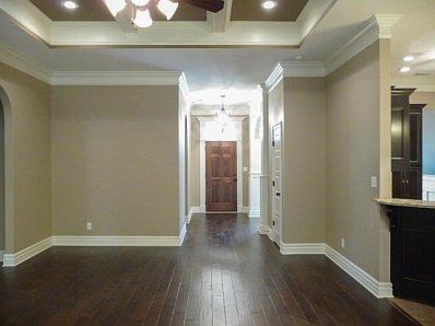 3rd image of 4351 Kenilworth Cir