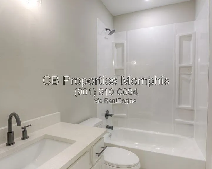 652 Ayers St #652 — Photo 18
