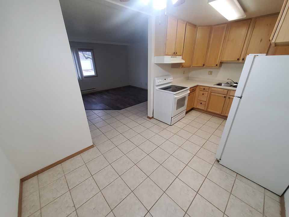 1st image of 1734 La Crescent St APT 44