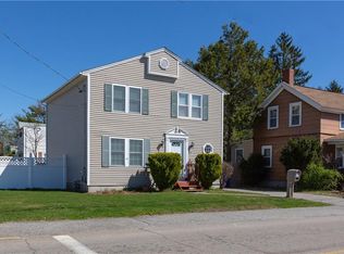 26 Manton St, Pawtucket, RI 02861