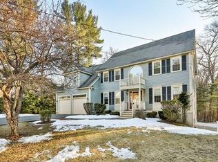 12 Delapa Cir, South Walpole, MA 02071