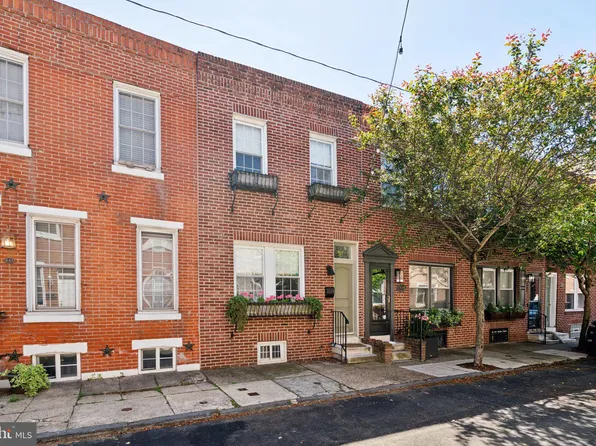 841 N Bambrey St, Philadelphia, PA 19130