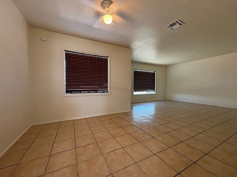 6412 Navajo Ave — Photo 6
