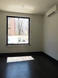 Rented by Rennit Inc.