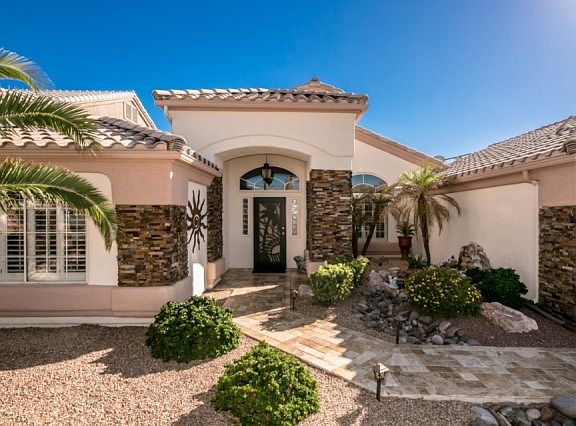 2nd image of 2264 Dawn Dr