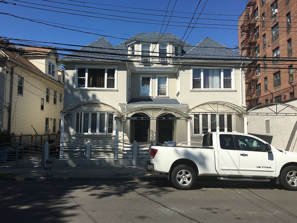 1st image of 8716 135th St