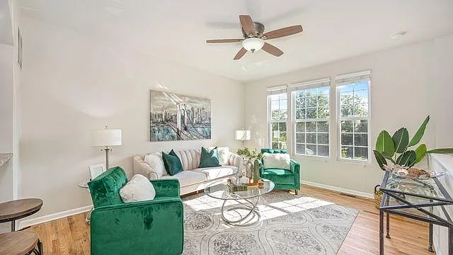 44613 Ellery Ln — Photo 10