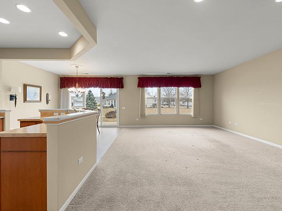 4th image of 1529 Countryside Dr