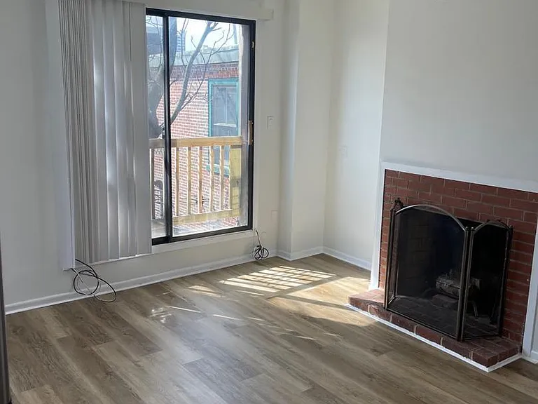 1904 Fairmount Ave #3 — Photo 4