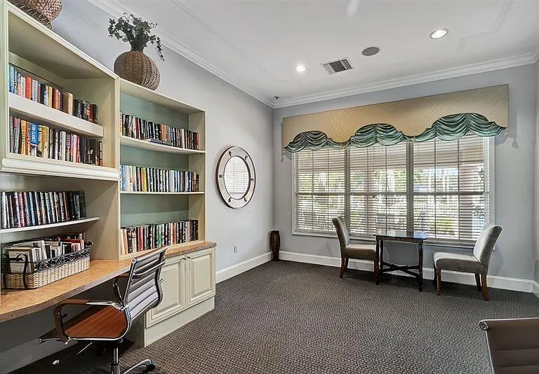 275 Murcia Dr #208 — Photo 75
