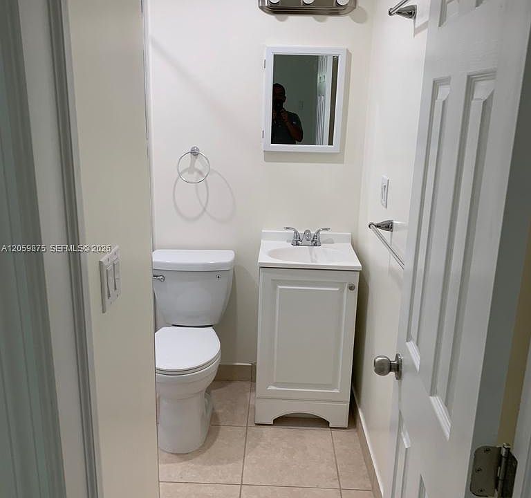 1st image of 1471 NE 170th St APT 123A