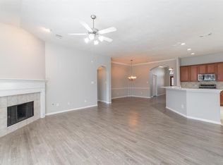 30 Fox Chapel Pl, Spring, TX 77382