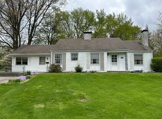 132 Edgewood Dr, Anderson, IN 46011