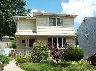 5 Linden Ave, Elmwood Park, NJ 07407