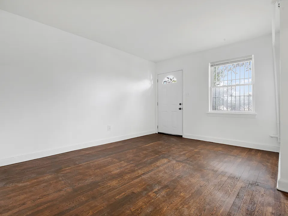 1758 Gales St NE-3_06082023