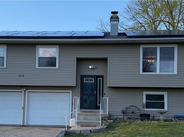 312 W Hickory Point Rd, Forsyth, IL 62535