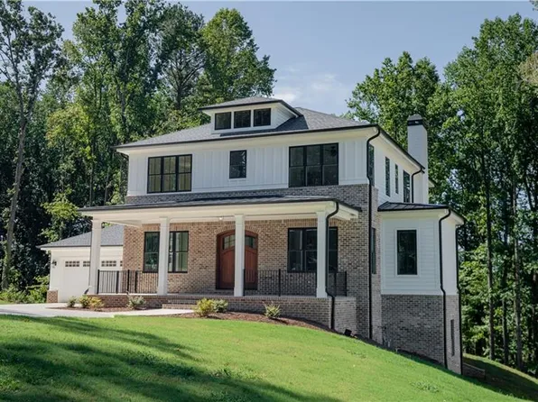 205 Stone Creek Ct, Woodstock, GA 30188