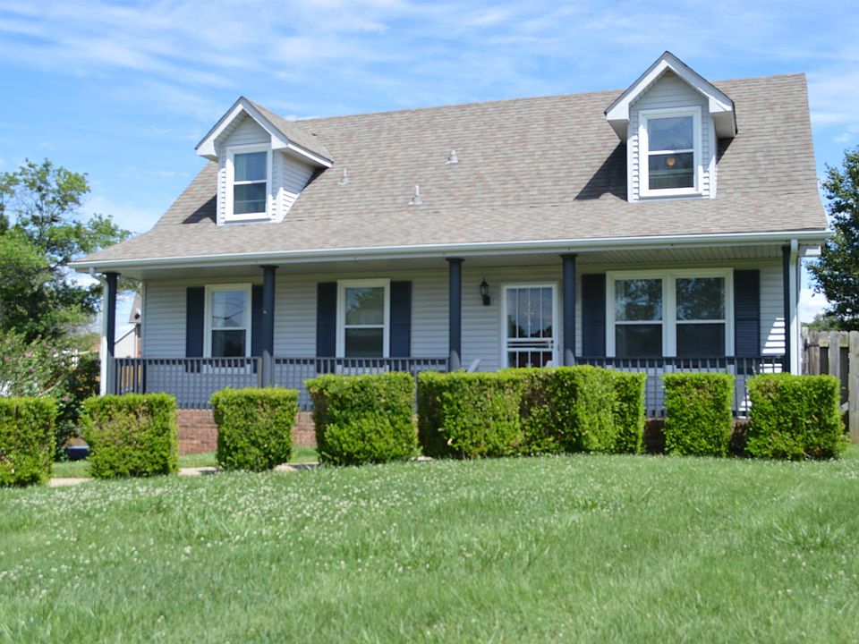 1st image of 382 Manorstone Ln