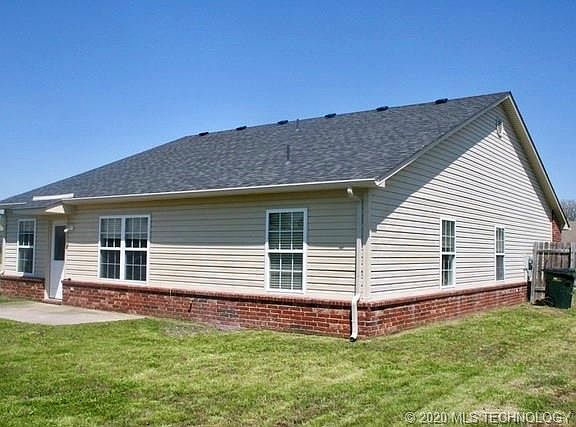 2nd image of 2540 Mounds Ct
