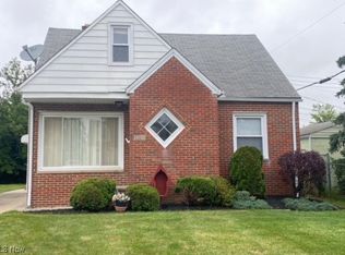 15101 Brunswick Ave, Maple Heights, OH 44137