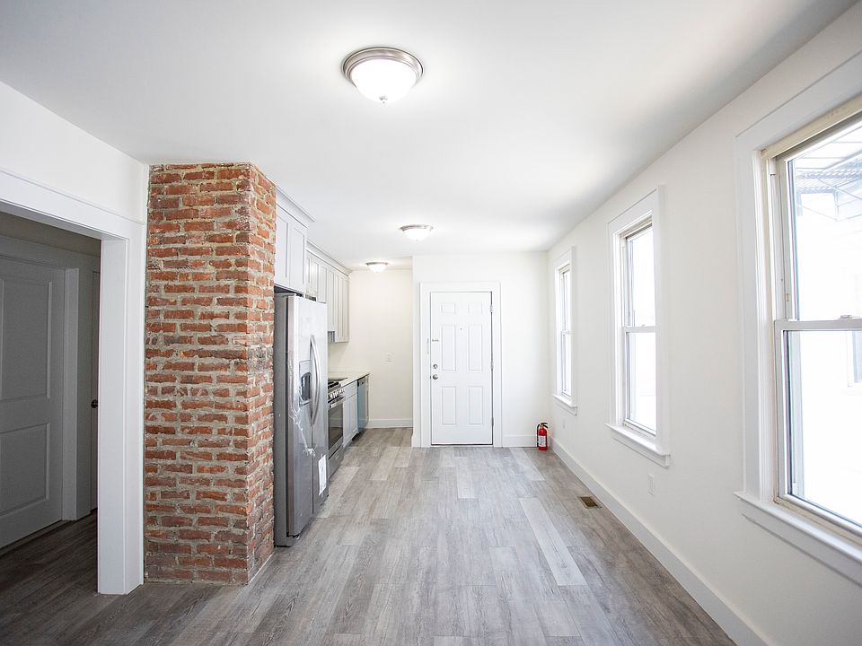 1st image of 41 Grove St Floor 1