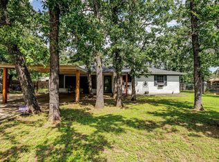 115 Noe Ln, Burleson, TX 76028