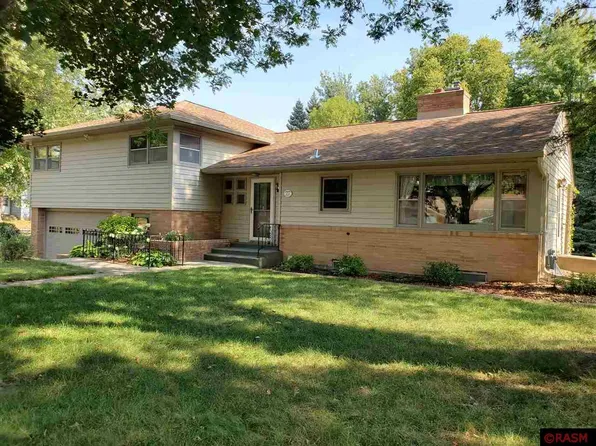 214 Bianchi Dr, New Ulm, MN 56073