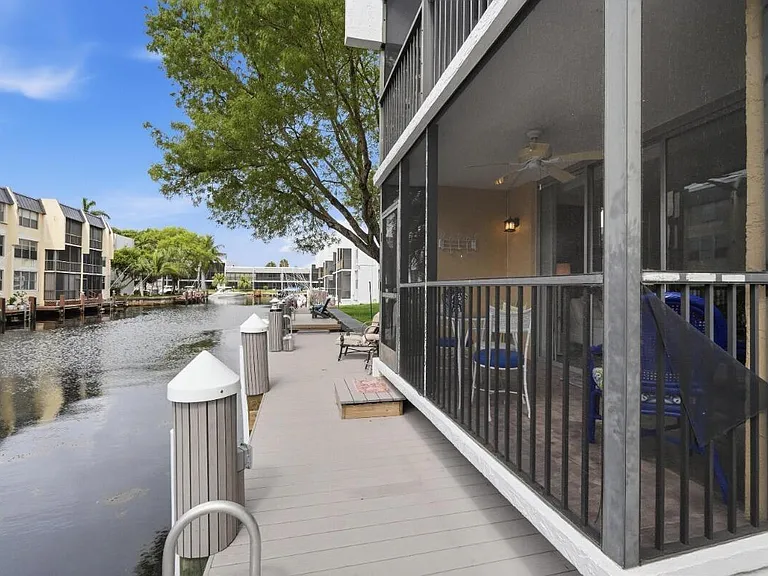 777 S Federal Hwy #104-L — Photo 32