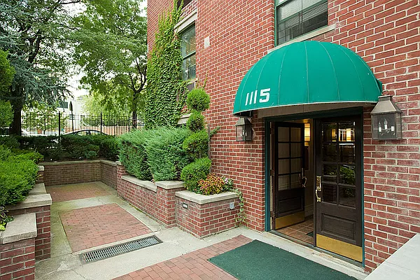 Sold by Brooklyn Real Inc | media 19