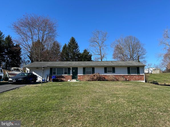 10009 York Dr, Ijamsville, MD 21754