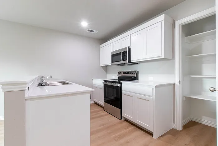 3001 Grey Wolf Cir — Photo 5