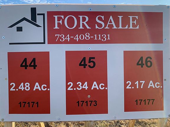 3rd image of 17171 Country Dr