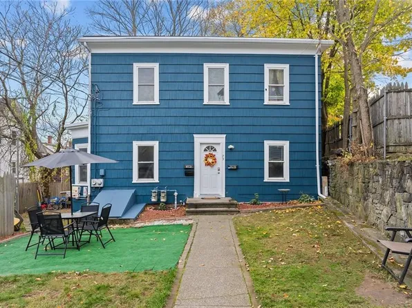 73 Boyden St, Woonsocket, RI 02895