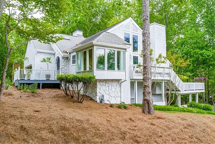 1st image of 4518 Club House Dr
