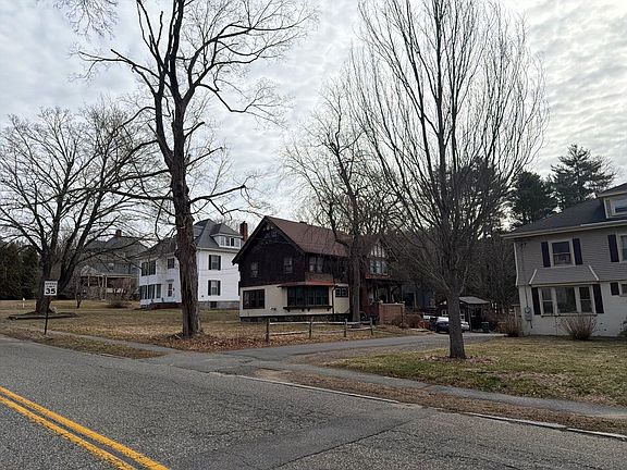 2nd image of 89 Church St