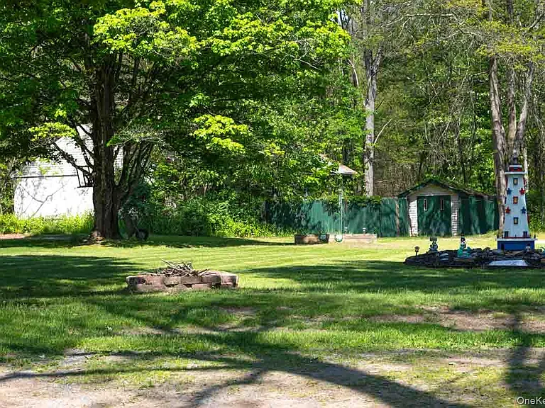 126 Red Top Rd #B — Photo 3