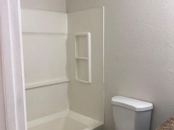 5th image of 5 Binnacle Ln