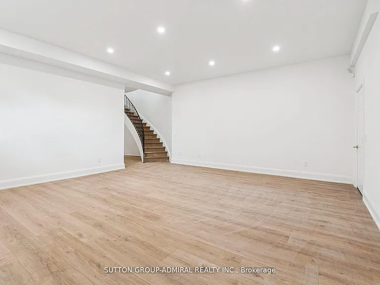 78 Burncrest Dr — Photo 31
