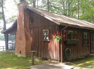 12019 Pearl St, Leroy, MI 49655