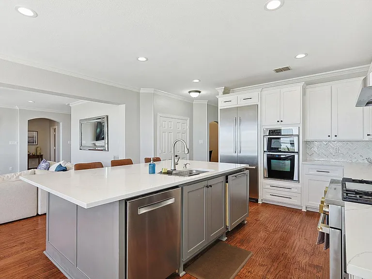 925 Sunset Hill Dr — Photo 11