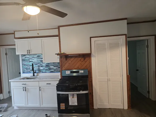 59 Court St #2, Bristol, RI 02809