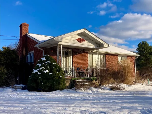 140 Wilma Dr, Apollo, PA 15613