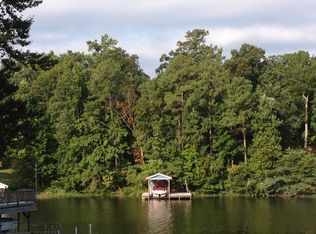 206 Lake Pointe Dr, Roanoke Rapids, NC 27870