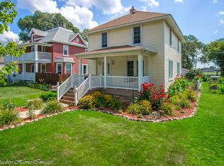 342 N Walnut St, Manteno, IL 60950