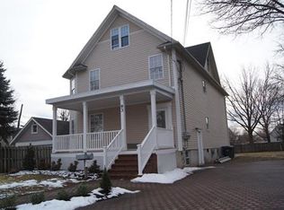 93 Center St #A, Metuchen, NJ 08840