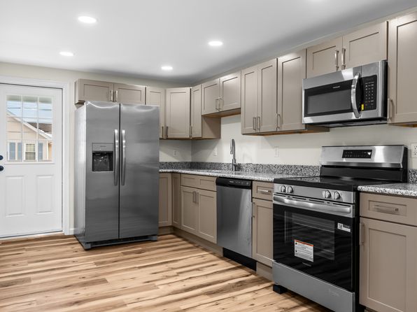 346 Bennett St APT 4